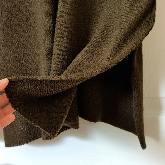 ASTR The Label Classic Knit Oversized Lace Up V-neck Peasant Sweater Dark Olive - Picture 8 of 12